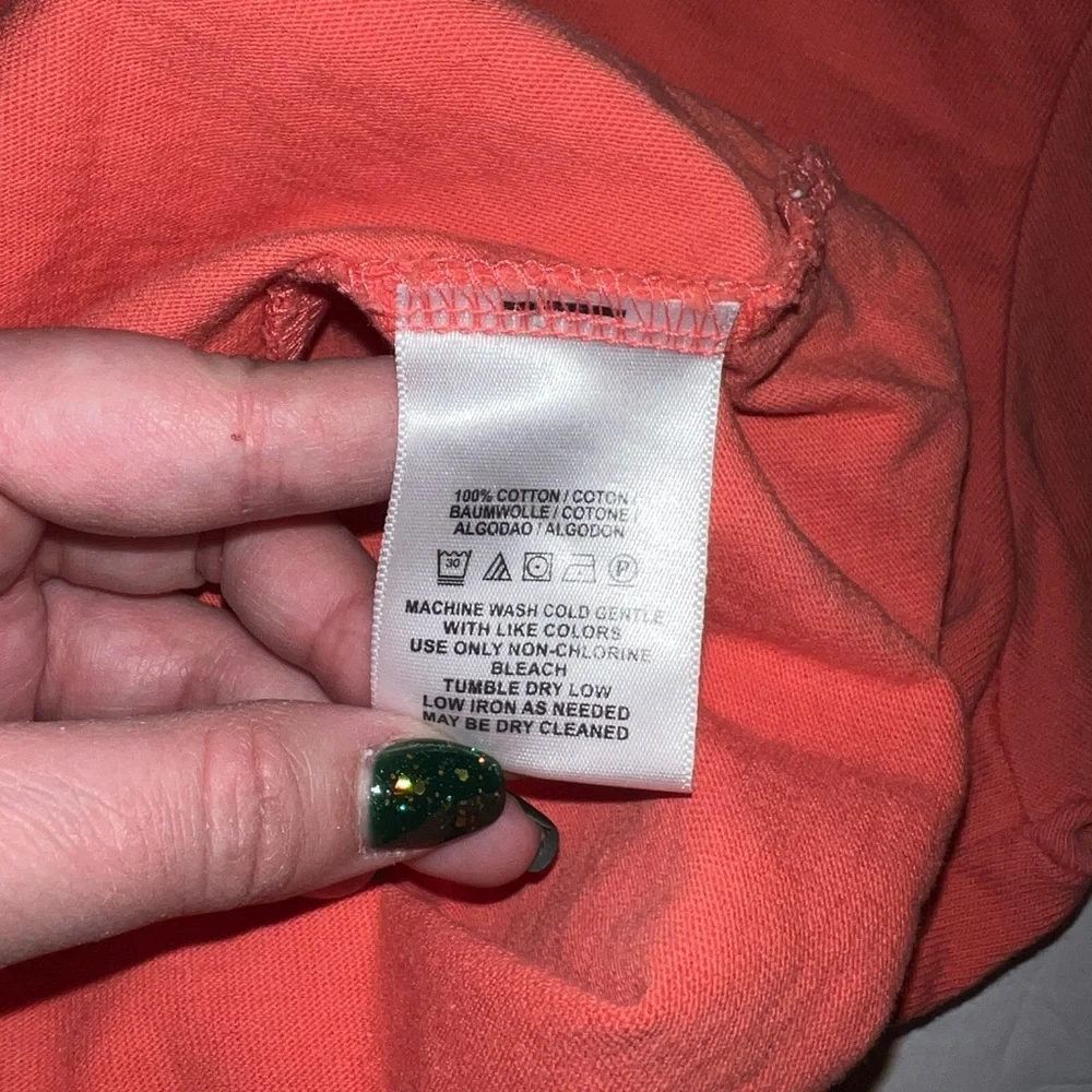 2/$10 SALE - Urban Outfitters Boxy Tee - Picture 4 of 8